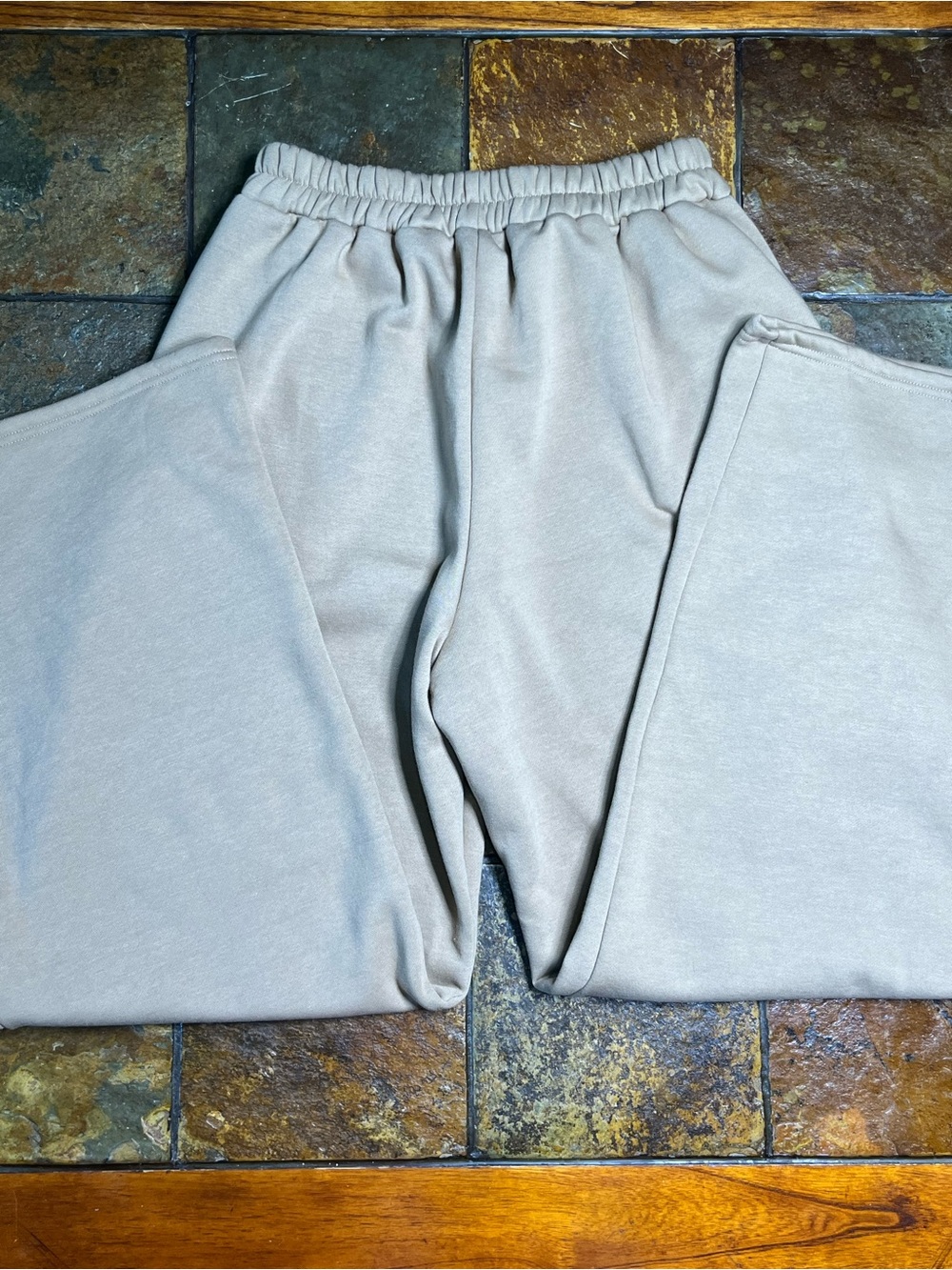 Musera Women’s Beige Wide Leg Sweatpants-Size L
